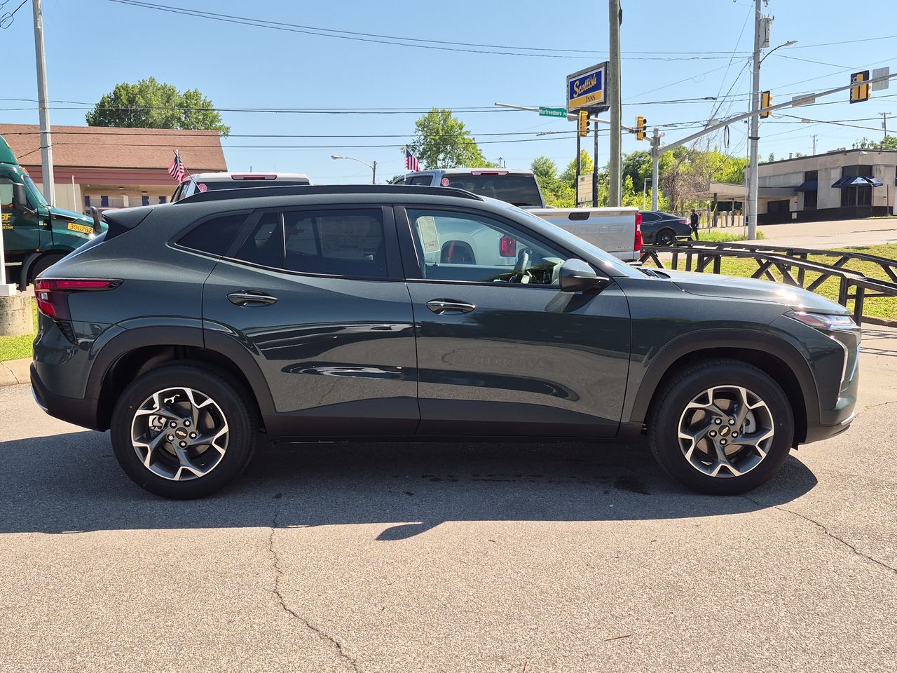 2026 Chevrolet Trax LT - Photo 9