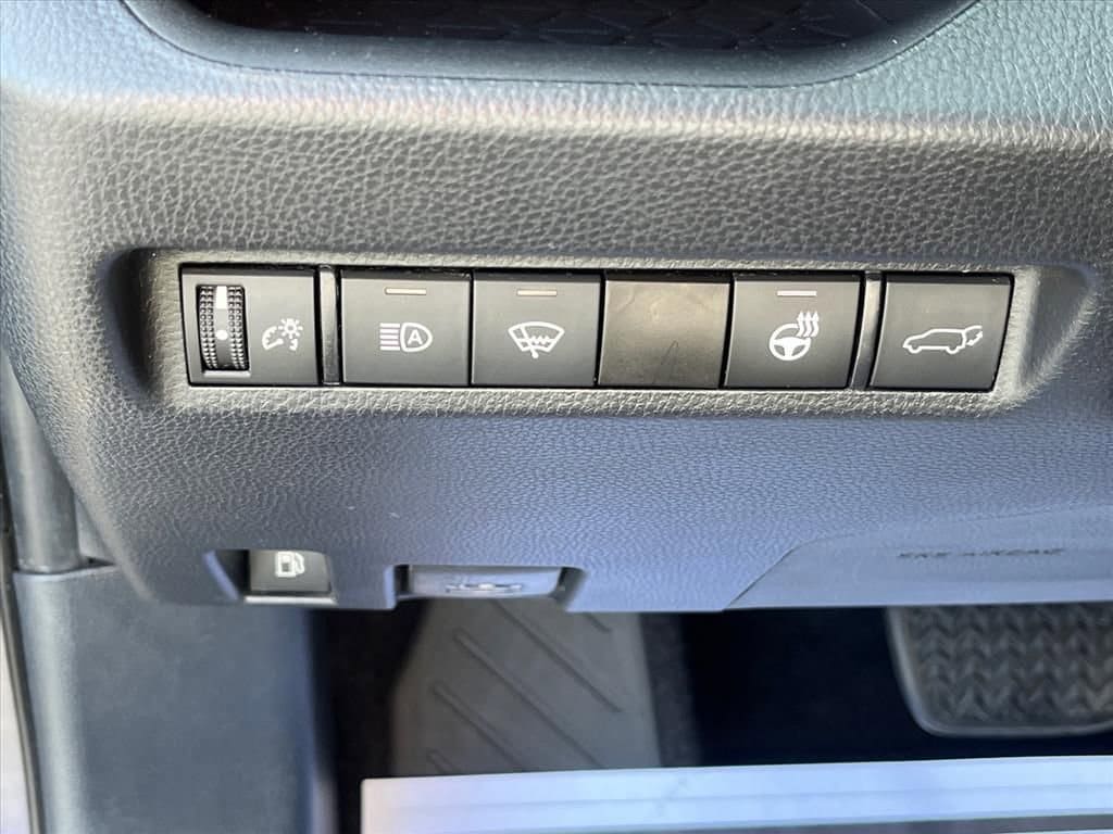 2019 Toyota RAV4 XSE - Photo 23