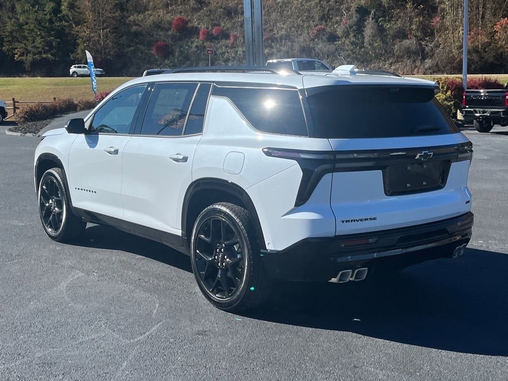 2026 Chevrolet Traverse RS photo 3