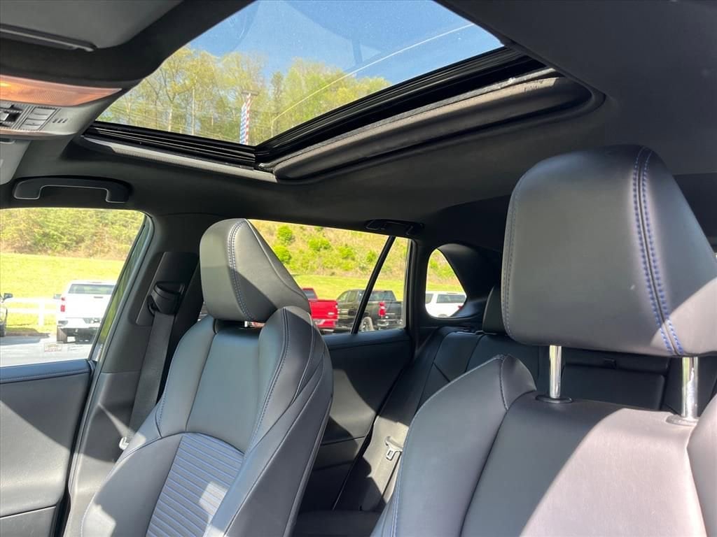 2019 Toyota RAV4 XSE - Photo 9