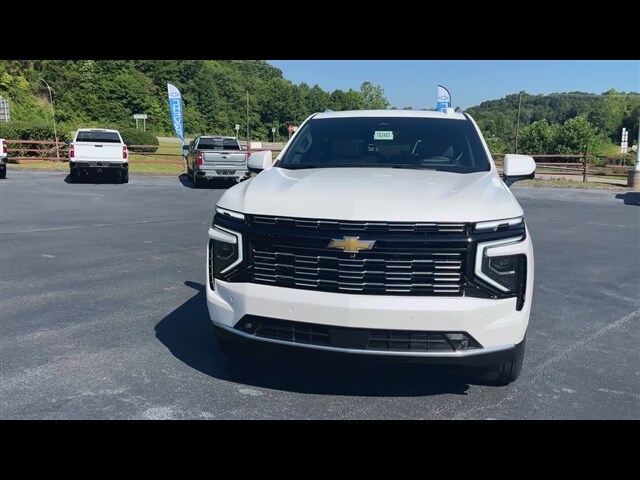 2025 Chevrolet Tahoe High Country photo 3
