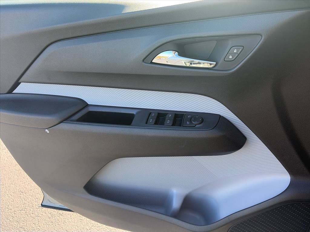 2027 Chevrolet Bolt LT - Photo 16