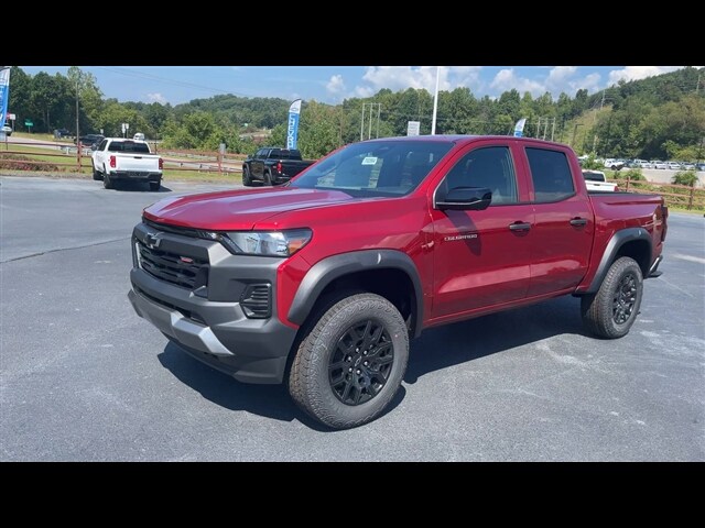 2026 Chevrolet Colorado Trail Boss photo 4