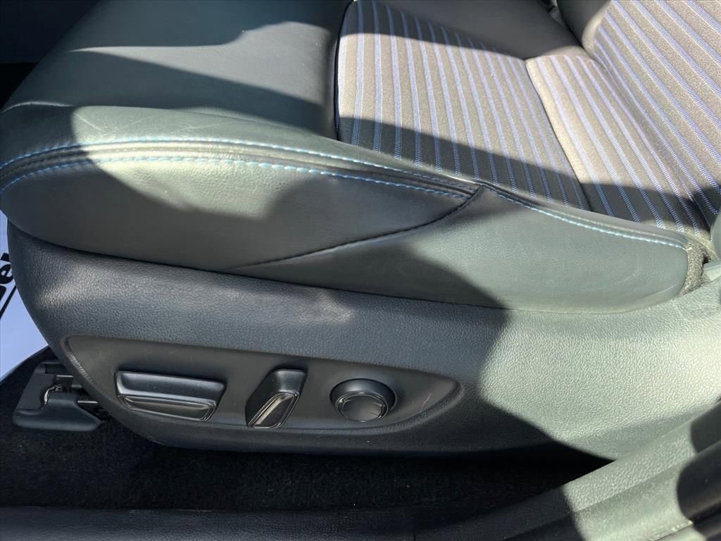 2019 Toyota RAV4 XSE - Photo 27