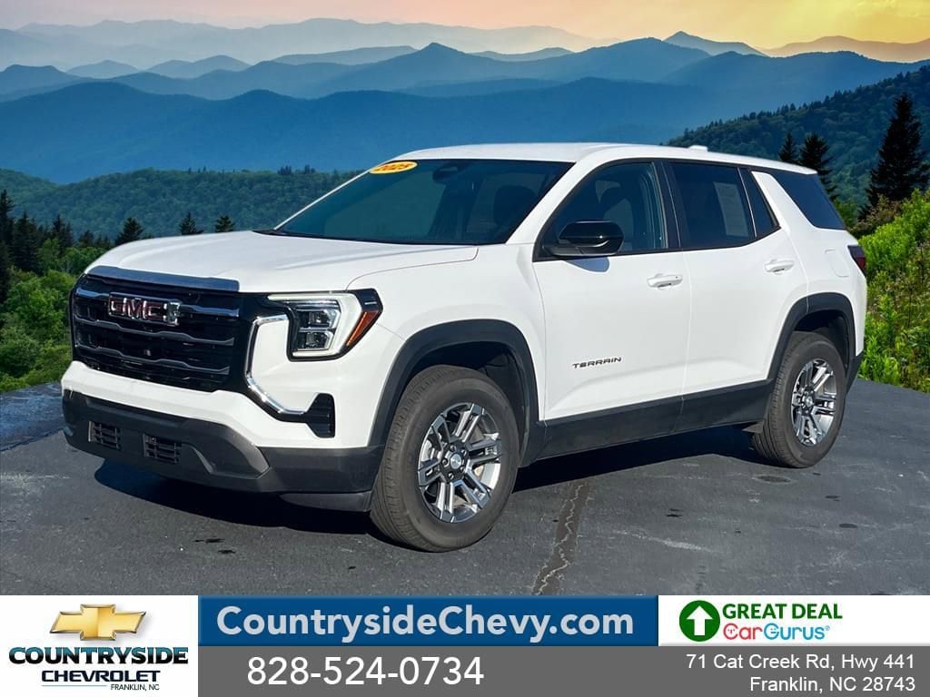 2025 GMC Terrain Elevation's photo