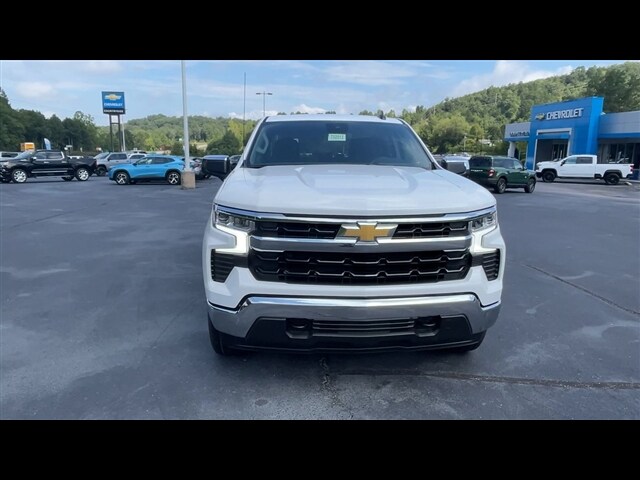 2026 Chevrolet Silverado 1500 LT photo 3