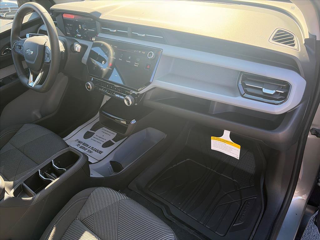 2027 Chevrolet Bolt LT - Photo 26