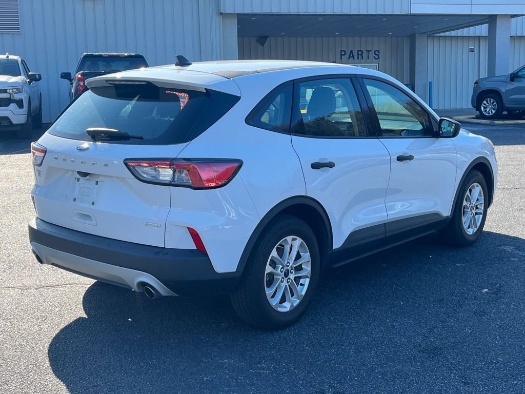 2020 Ford Escape S photo 3