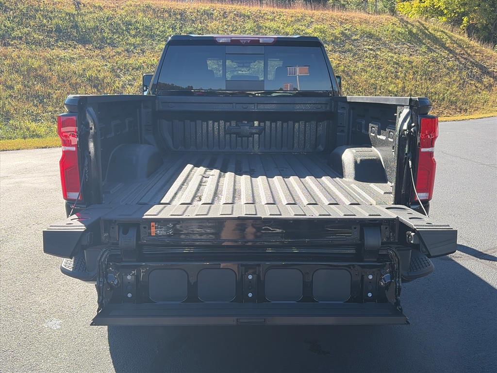 2026 Chevrolet Silverado 2500 HD ZR2 - Photo 31