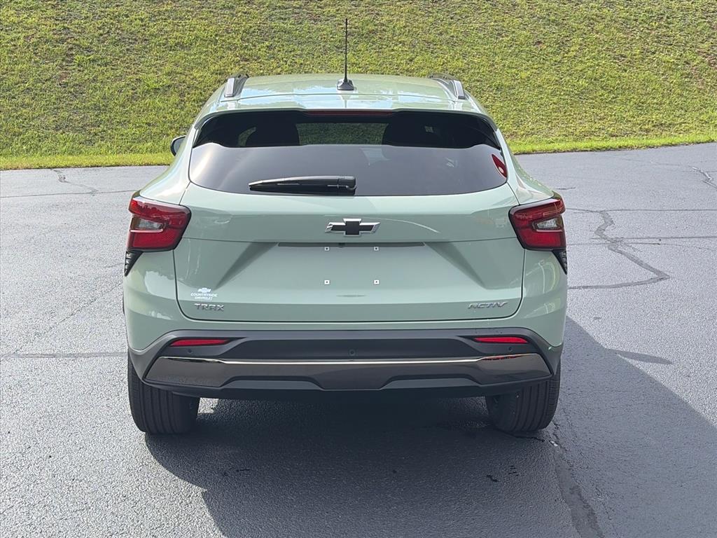 2026 Chevrolet Trax Activ - Photo 4