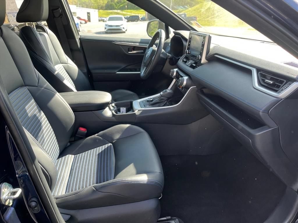 2019 Toyota RAV4 XSE - Photo 30