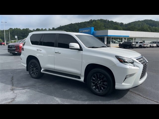 2023 Lexus GX 460 Premium photo 2