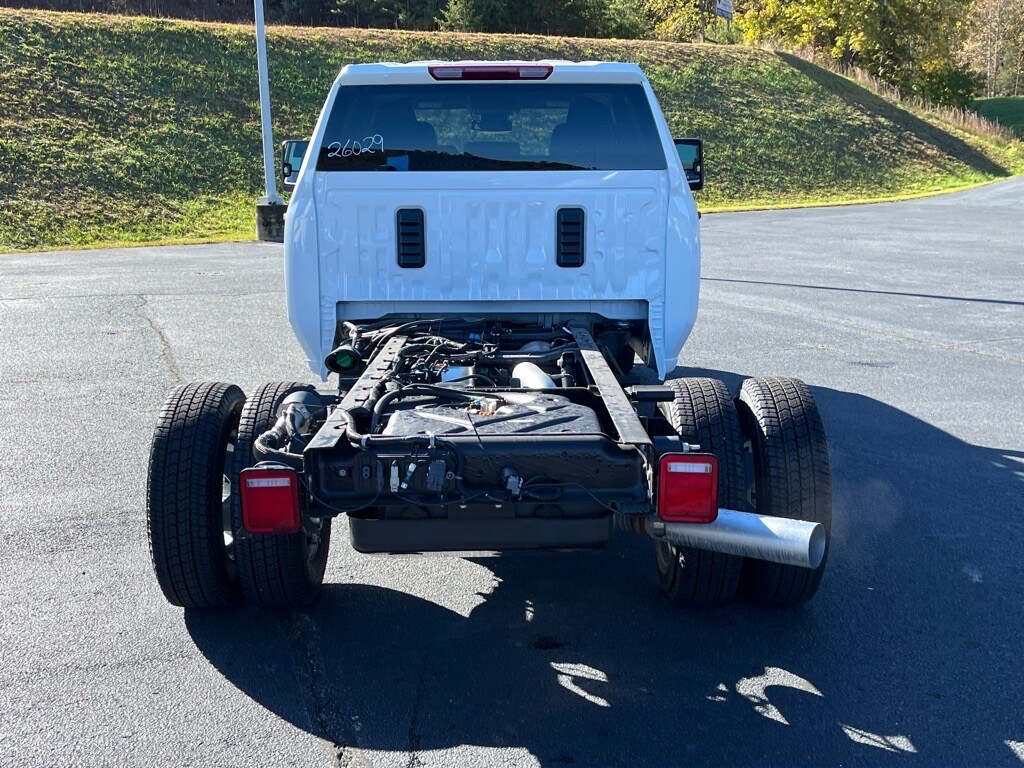 2026 Chevrolet Silverado 3500HD Work Truck photo 4