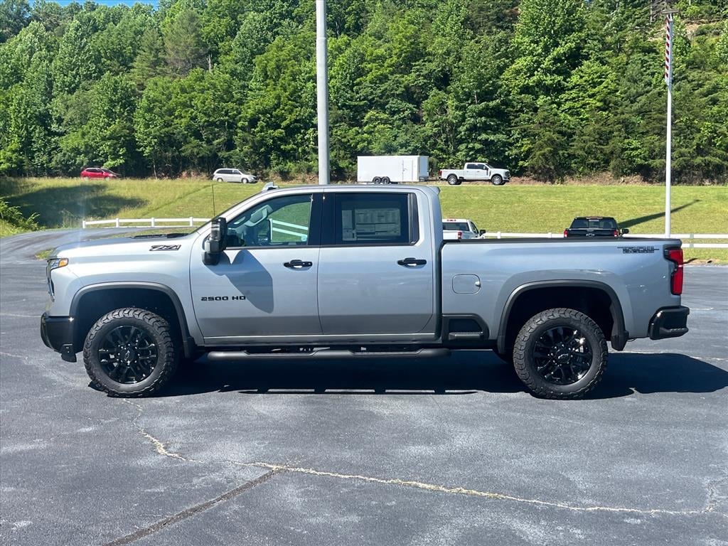 2026 Chevrolet Silverado 2500 HD LTZ - Photo 2
