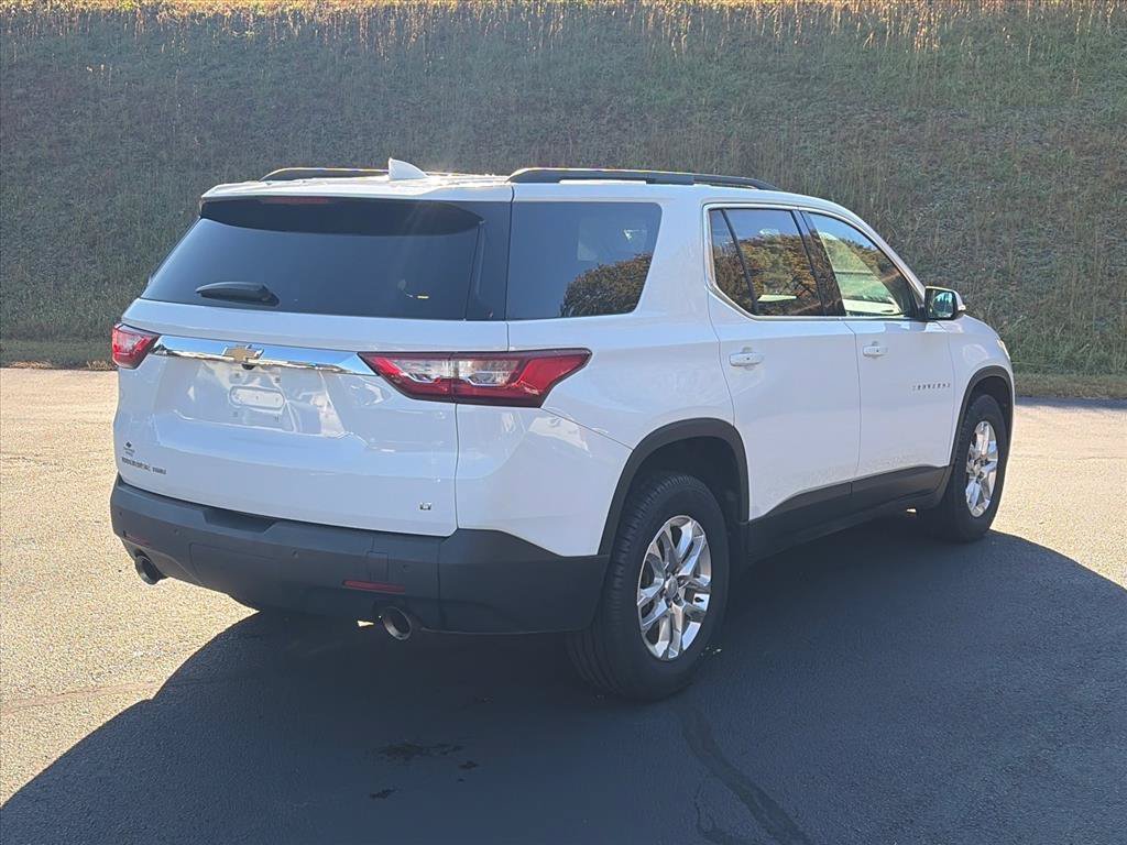 Used 2021 Chevrolet Traverse LT Cloth SUV