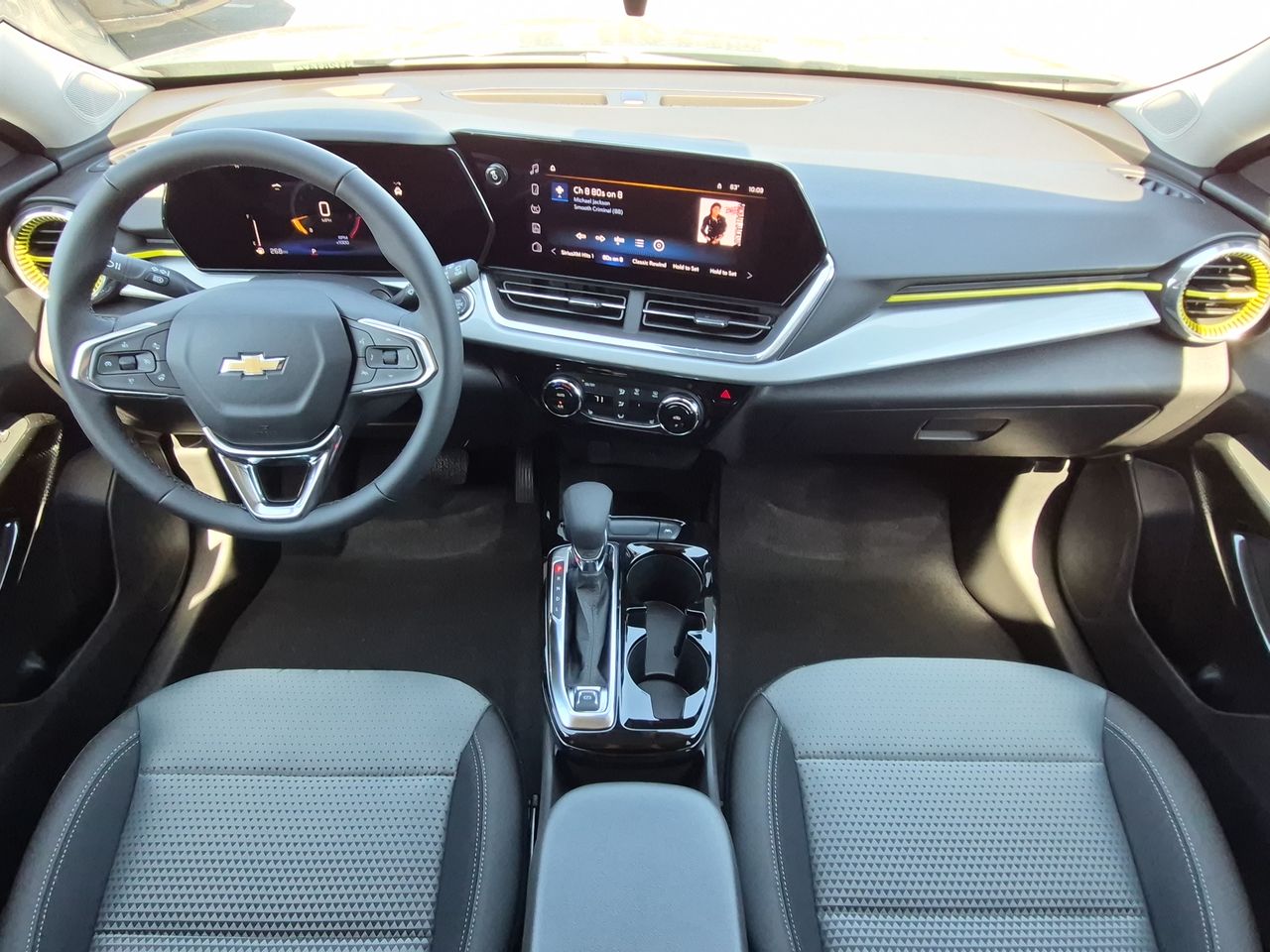 2026 Chevrolet Trax LT - Photo 21