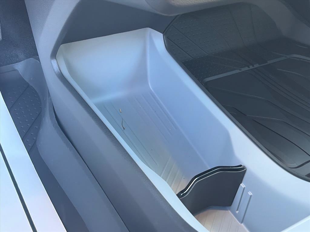 2027 Chevrolet Bolt LT - Photo 22