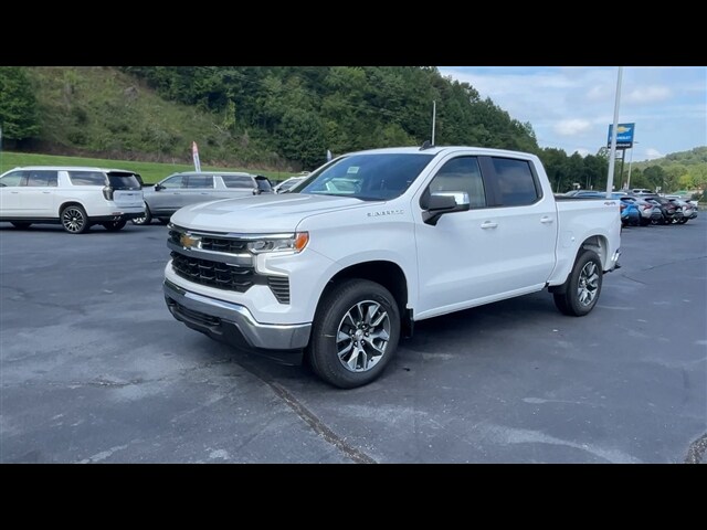 2026 Chevrolet Silverado 1500 LT photo 4