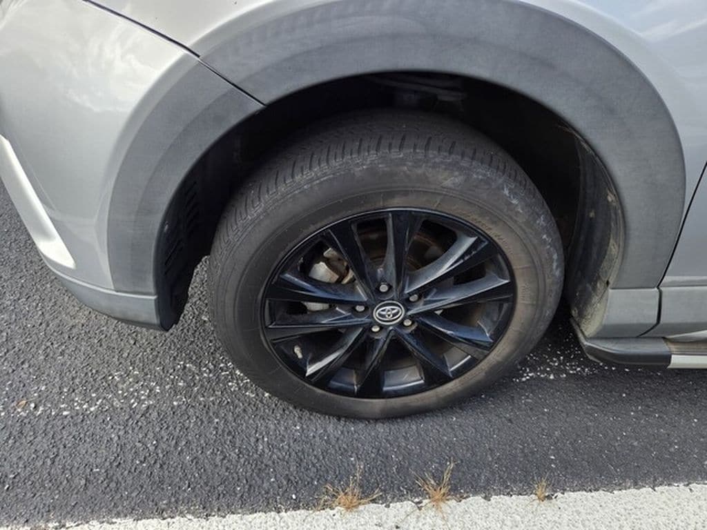 Used 2018 Toyota RAV4 XLE