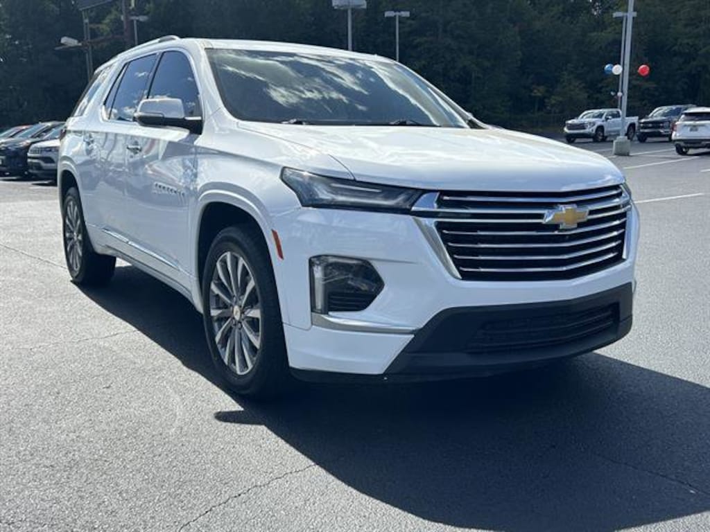 Used 2023 Chevrolet Traverse Premier SUV