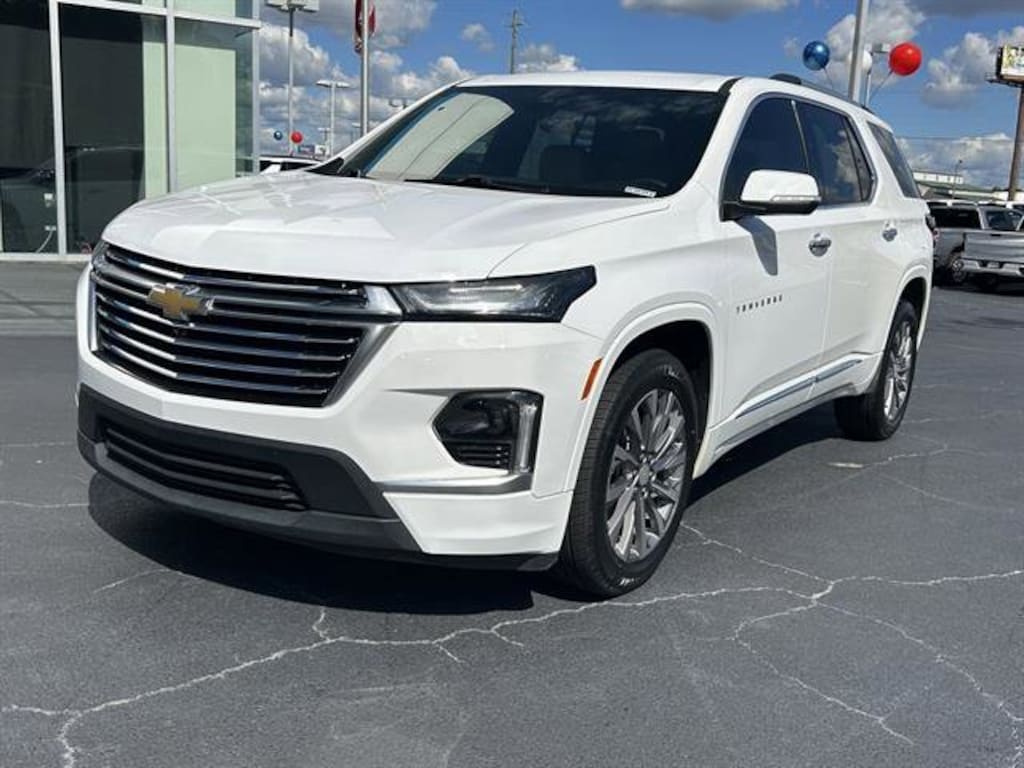 Used 2023 Chevrolet Traverse Premier SUV