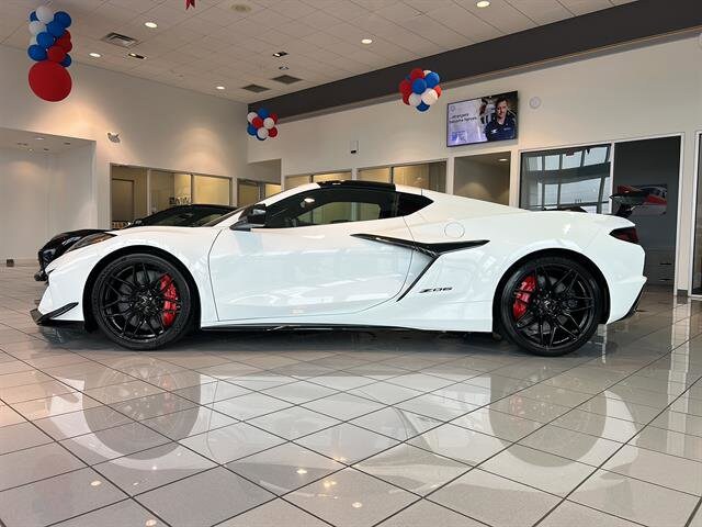 2026 Chevrolet Corvette Z06 3LZ photo 2