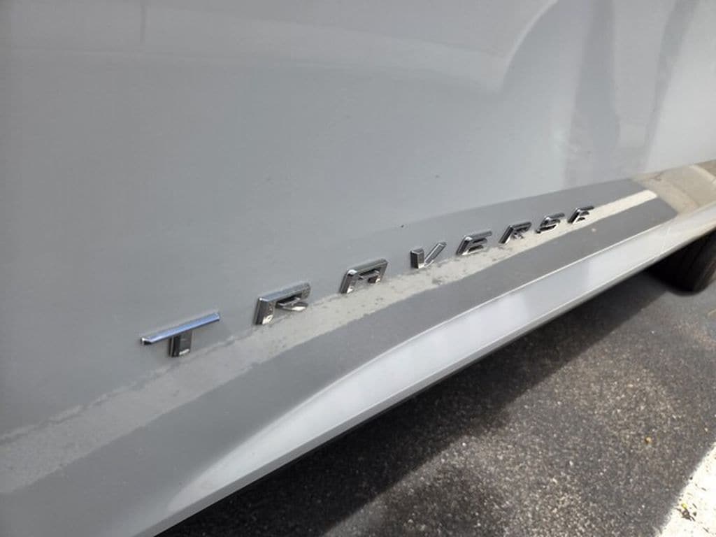 Used 2024 Chevrolet Traverse LT SUV