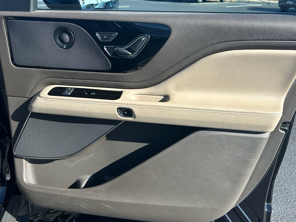 2023 Lincoln Aviator Reserve - Photo 11