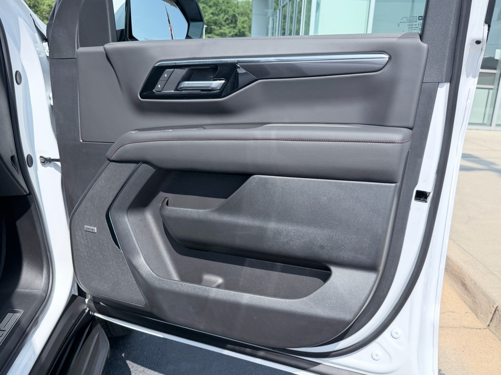 2026 Chevrolet Tahoe RST - Photo 33