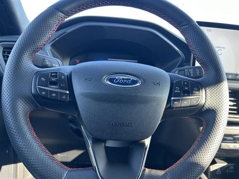 2023 Ford Escape ST-Line Select - Photo 11
