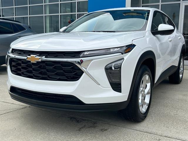 2026 Chevrolet Trax LS's photo