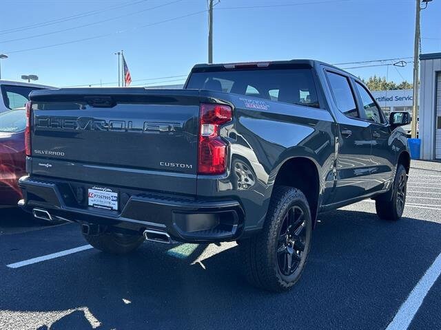 2026 Chevrolet Silverado 1500 Custom Trail Boss photo 2