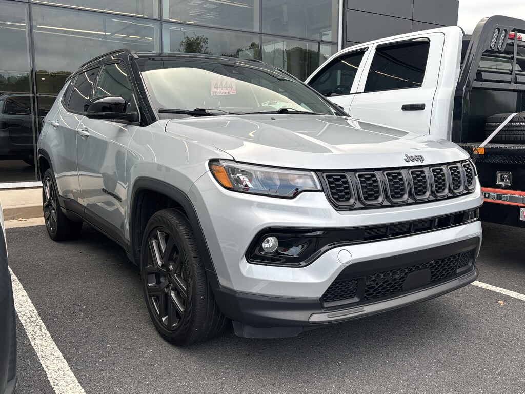 Used 2026 Jeep Compass Limited Altitude