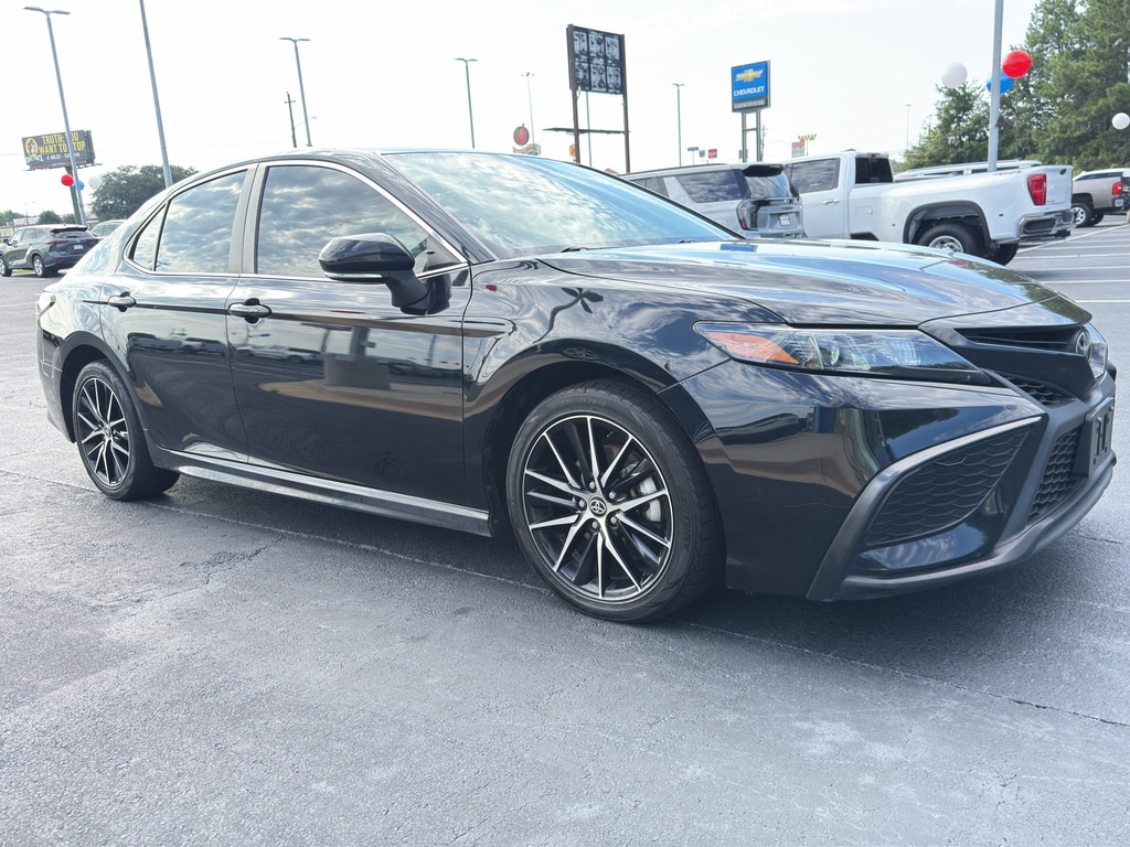 Used 2023 Toyota Camry SE