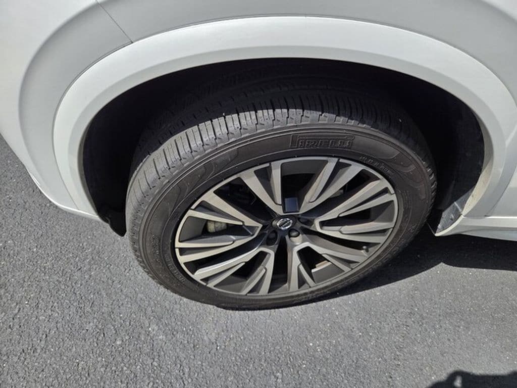 Used 2020 Volvo XC90 Momentum