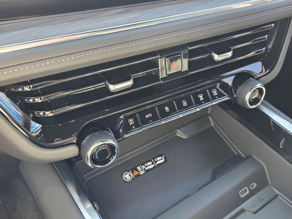 2027 Chevrolet Tahoe LT - Photo 23