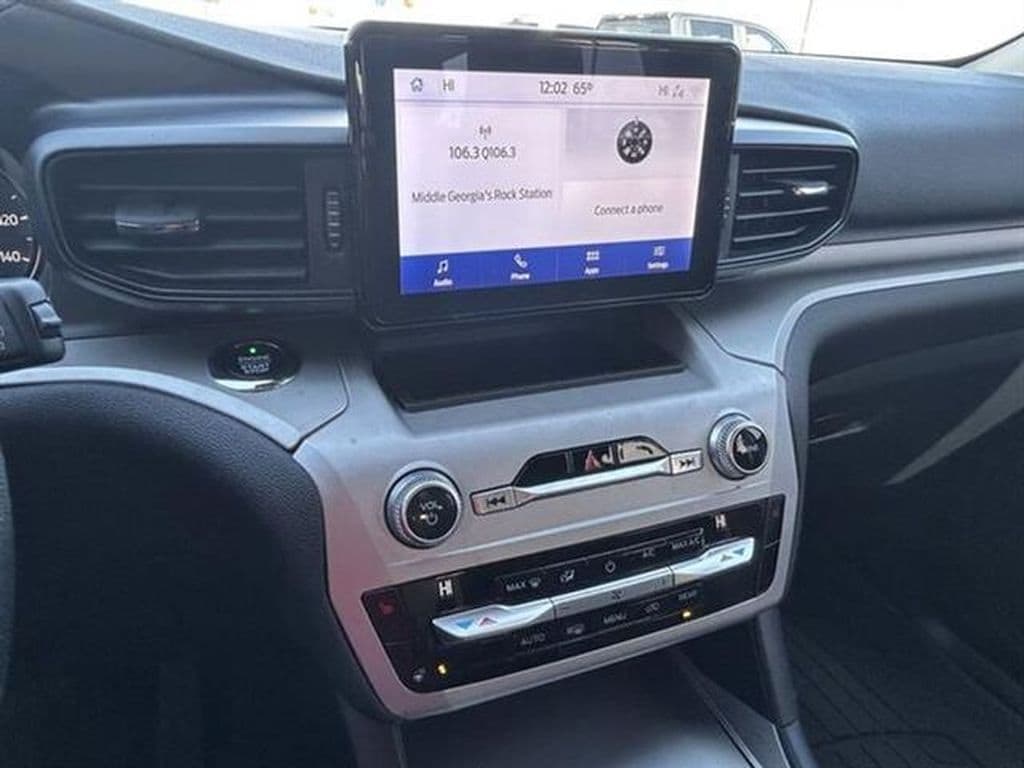 2020 Ford Explorer XLT - Photo 18