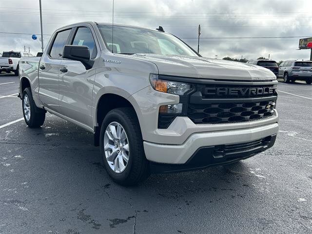 2026 Chevrolet Silverado 1500 Custom photo 3