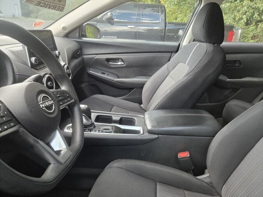 Used 2024 Nissan Sentra SV
