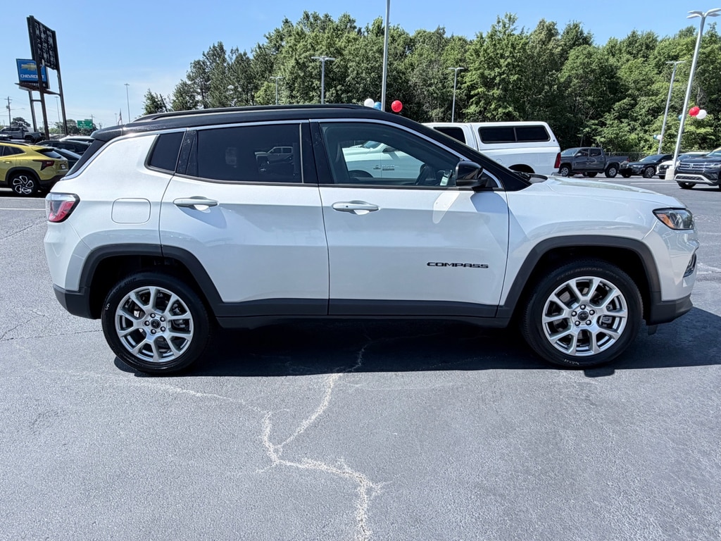 Used 2025 Jeep Compass Limited