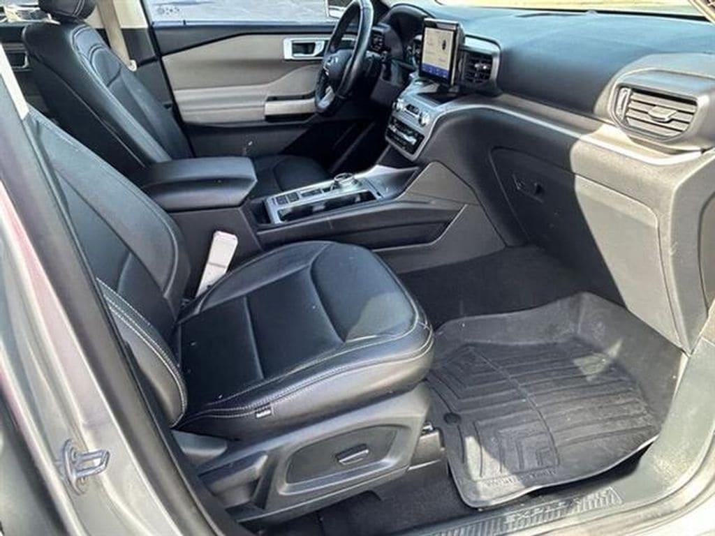 2020 Ford Explorer XLT - Photo 21