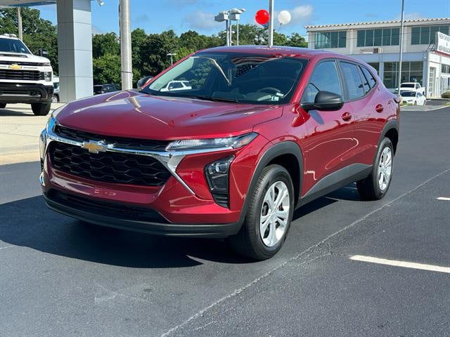 2025 Chevrolet Trax LS's photo