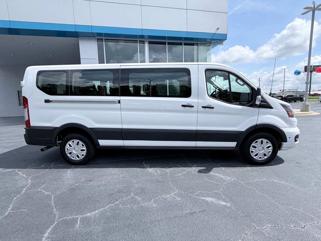 Used 2025 Ford Transit Passenger Wagon XL