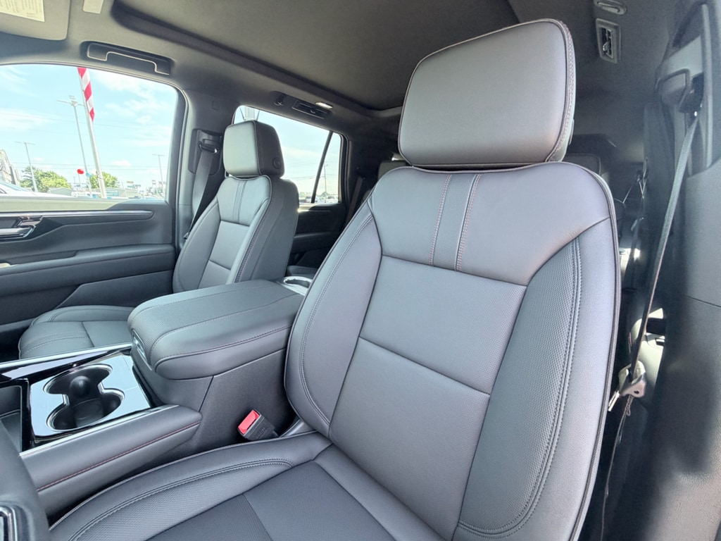 2026 Chevrolet Tahoe RST - Photo 24