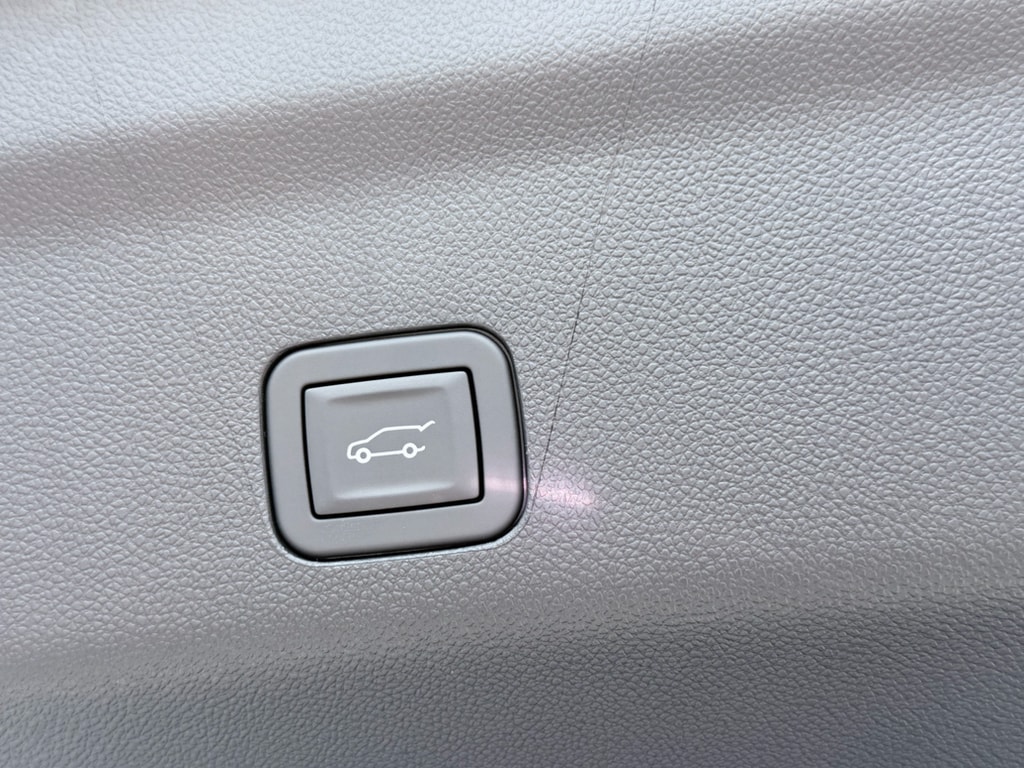 2026 Chevrolet Tahoe RST - Photo 10