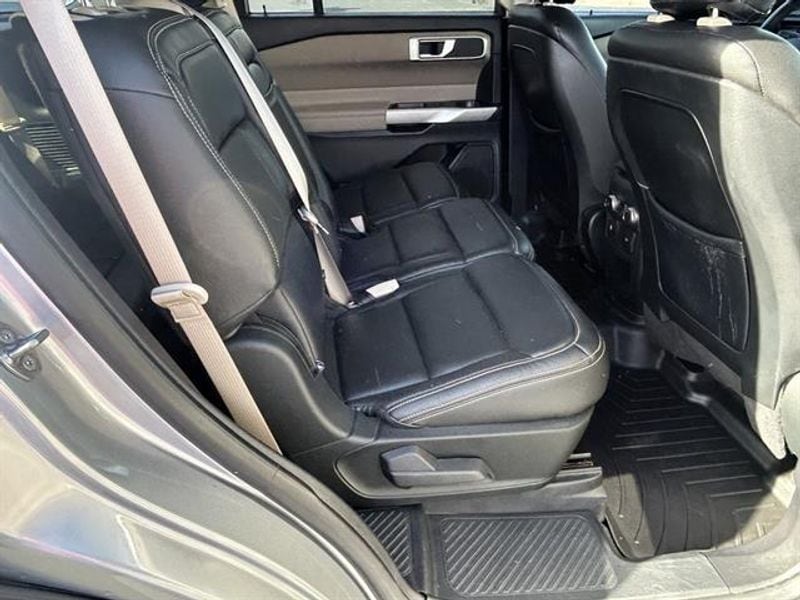 2020 Ford Explorer XLT - Photo 28