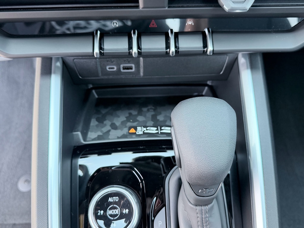 2026 Chevrolet Colorado Trail Boss - Photo 18