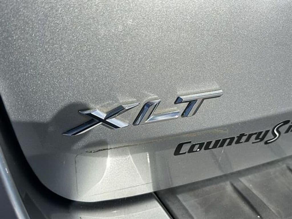 2020 Ford Explorer XLT - Photo 10