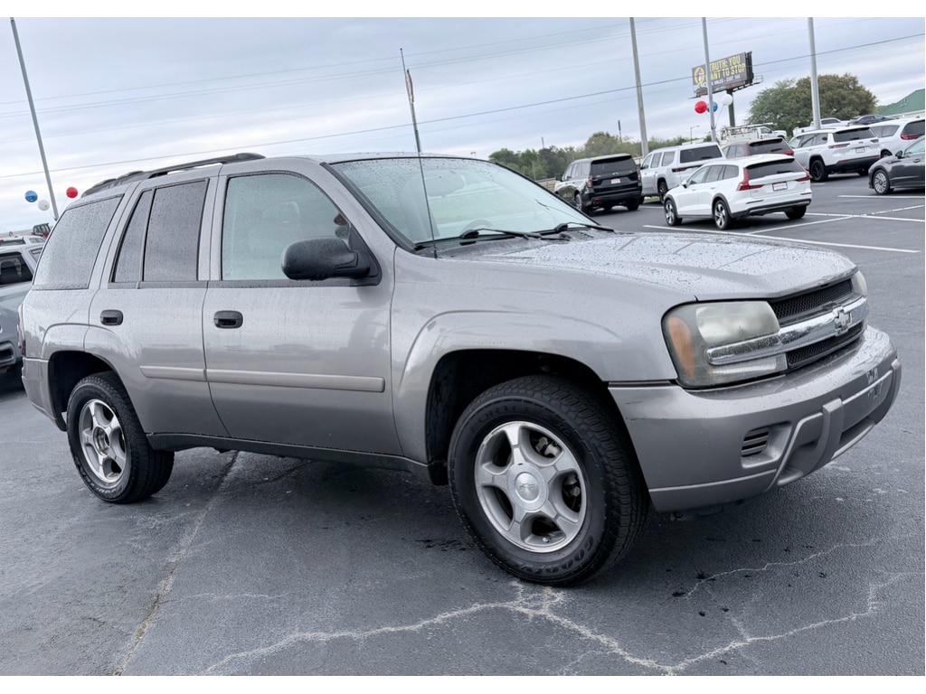 Used 2008 Chevrolet TrailBlazer 2FL with VIN 1GNDS13S982204799 for sale in Byron, GA