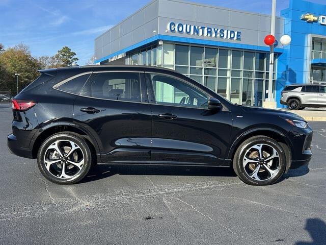 2023 Ford Escape ST-Line Select photo 4